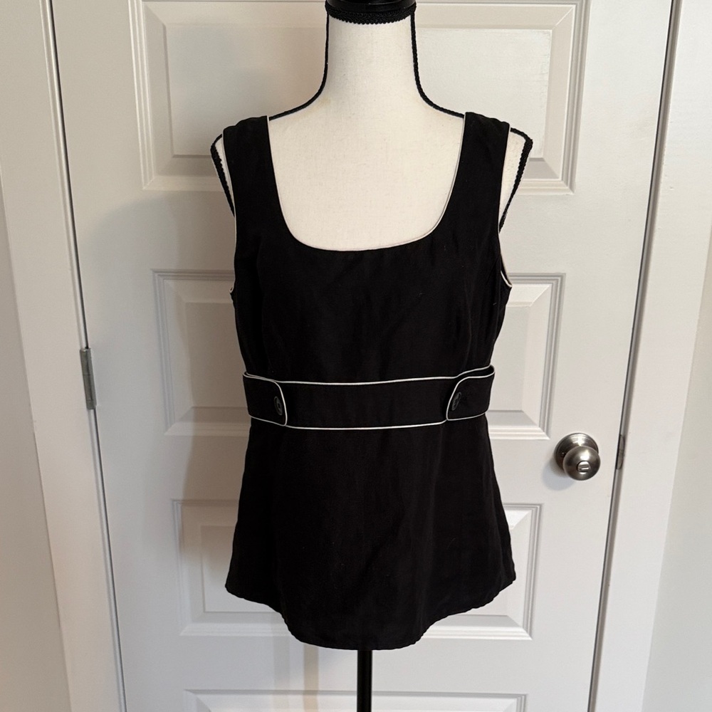 Loft| Chic Black and White Sleeveless Top with Buttoned Waist